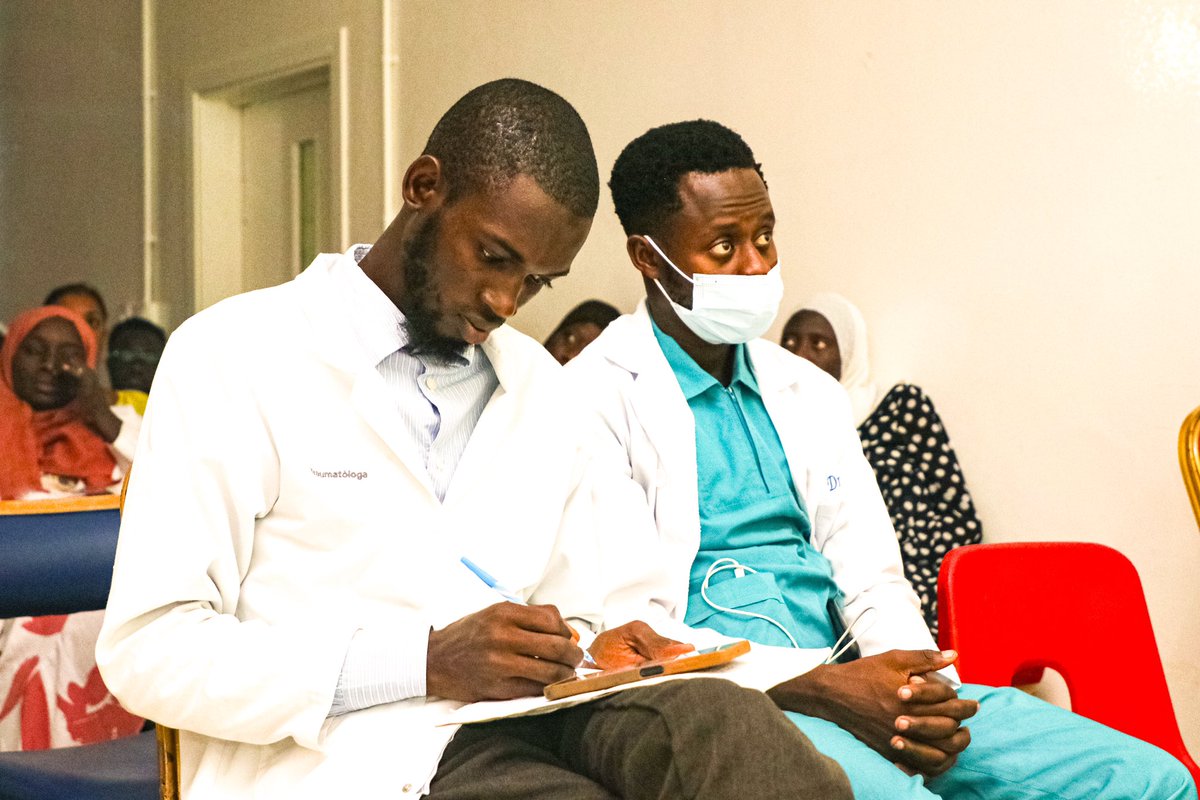 UNFPATheGambia's tweet photo. In partnership with @MohGambia & @IMR_MedResponse, we’re training young doctors on fistula repairs.
This training seeks to build a strong team of qualified fistula surgeons in 🇬🇲
Meanwhile, we presented
equipment to support fistula surgeries at the #EFSTH.
We’re working to #EndFistula by 2030 💪