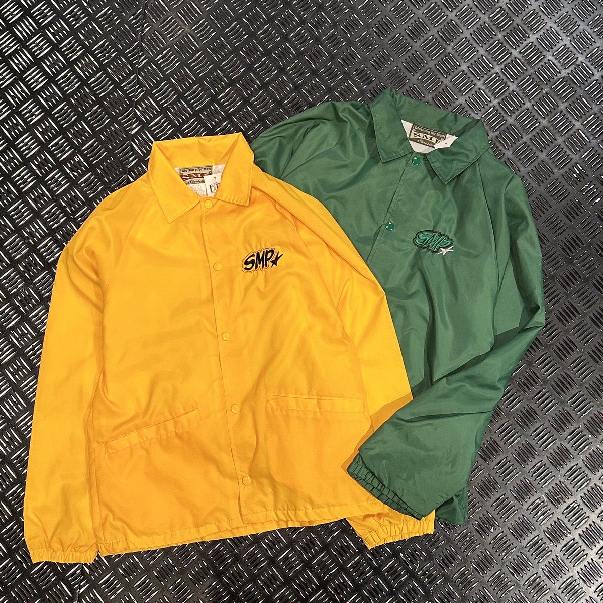 bud_vintage_'s tweet photo. SMP ⭐️

この2色で選べるの良いです🙆

Available at our website 
We Ship worldwide 

#budvintageclothing #Vintage  #80s #90s #00s #y2k #古着 #ヴィンテージ #harajuku #outfit #used #原宿 #smp #oldskate https://t.co/QxVyIr86Wd