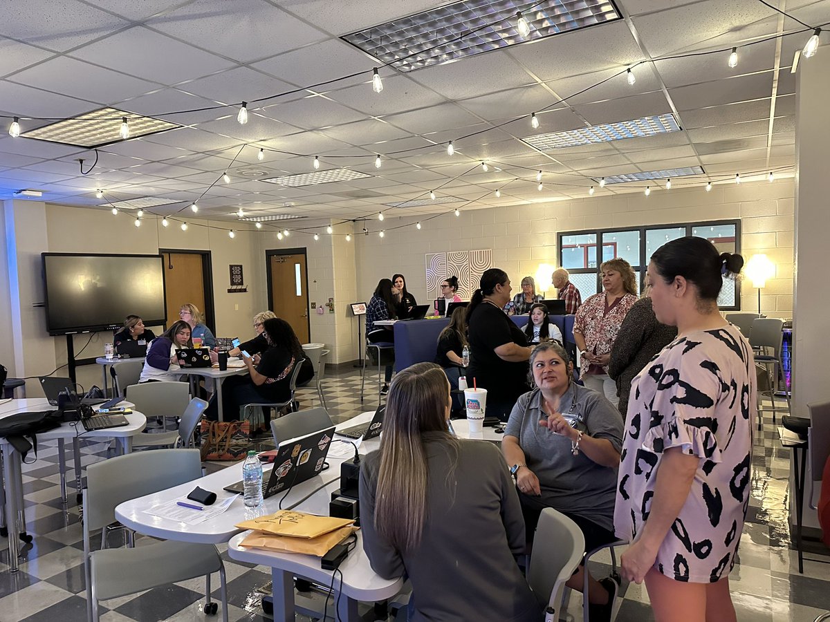 ECISD Digital Learning tweet media