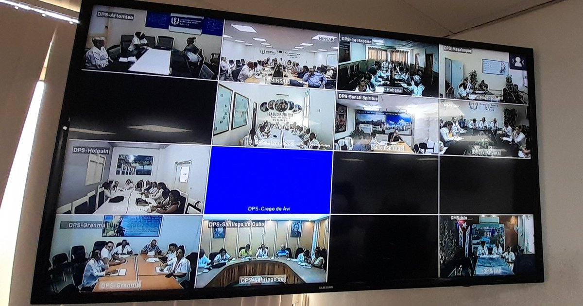 Ahora‼️en la sede del <a href="/MINSAPCuba/">Ministerio de Salud Pública de Cuba</a> se realiza Pleno del Comité del Sindicato Nacional de Trabajadores de la Salud, a través de videoconferencia con los territorios. Presiden: 
📍<a href="/SuselyMorfaG/">Susely Morfa González</a> 
📍@JorgeLuisPerd20 
📍<a href="/TaniaMCruzHdez/">Dra.Tania Margarita Cruz Hernández</a> 
📍<a href="/GonzalezBadia/">Santiago Badía Gonzalez</a>