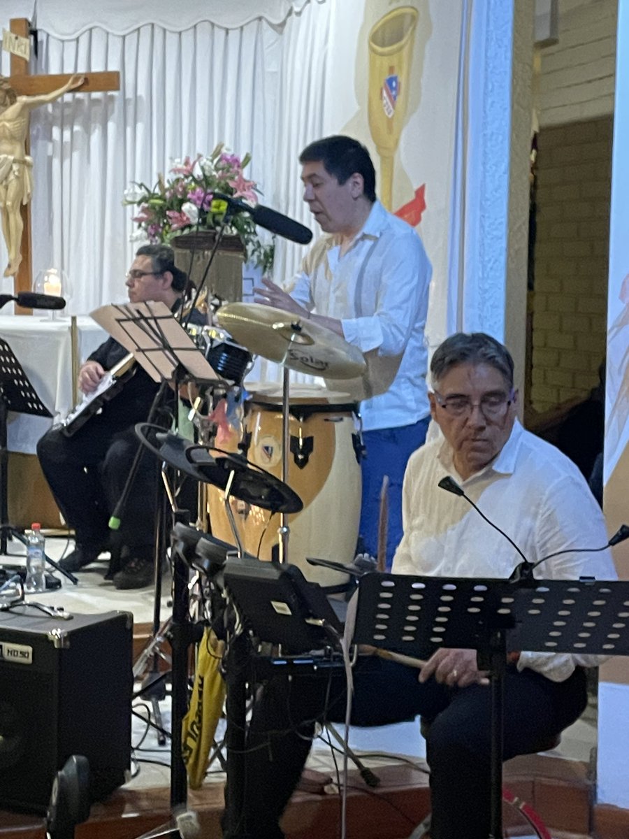SaintGaspar's tweet photo. Encuentro musical organizado por el Centro de Padres y Apoderados de nuestro colegio. Oración y canto en honor a nuestro Santo Patrono SAN Gaspar del Búfalo. #aniversario #ColegioÑuñoa #sangaspar https://t.co/V3q0FowL4v