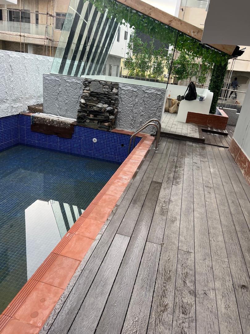 floorngumuahia's tweet image. WPC flooring is ideal for pool areas, offering waterproof durability,slip resistance and easy installation for outdoor spaces.
#WPCFlooring #PoolArea #WaterproofFlooring #SlipResistant #OutdoorFlooring #DurableDesign #EasyInstallation #StylishOutdoor #FlooringSolutions #PoolDeck