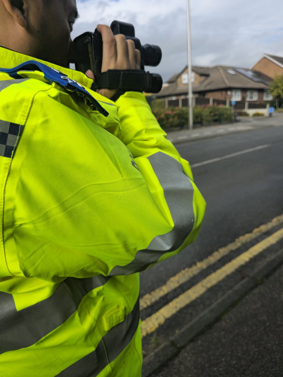 Cranham Police (@mpscranham) on Twitter photo Cranham SNT conducting a speed operation in Front Lane <a href="/LocalCrimeBeats/">LocalCrimeBeats</a> <a href="/essex_crime/">Essex Crime & Surrounding Areas.</a> <a href="/MPSHavering/">Havering MPS</a> <a href="/LBofHavering/">Havering Council</a> Cranham SNT conducting a speed operation in Front Lane <a href="/LocalCrimeBeats/">LocalCrimeBeats</a> <a href="/essex_crime/">Essex Crime & Surrounding Areas.</a> <a href="/MPSHavering/">Havering MPS</a> <a href="/LBofHavering/">Havering Council</a>