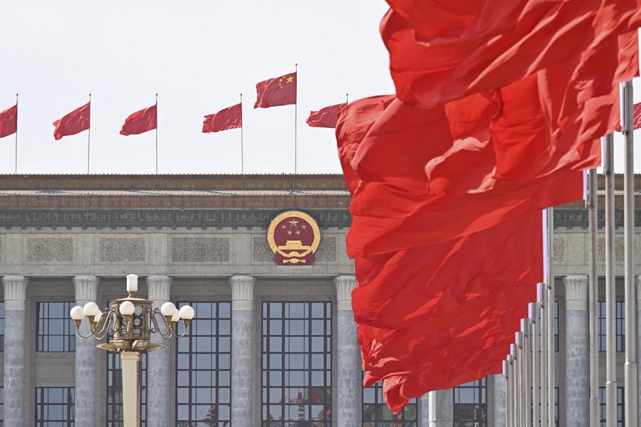 XHNews's tweet photo. A Chinese foreign ministry spokesperson said China is willing to work with all parties to continue efforts towards the complete prohibition and thorough destruction of nuclear weapons and achieving the goal of a world free of nuclear weapons https://t.co/lMxtwbhfru https://t.co/JDmwtaId2W