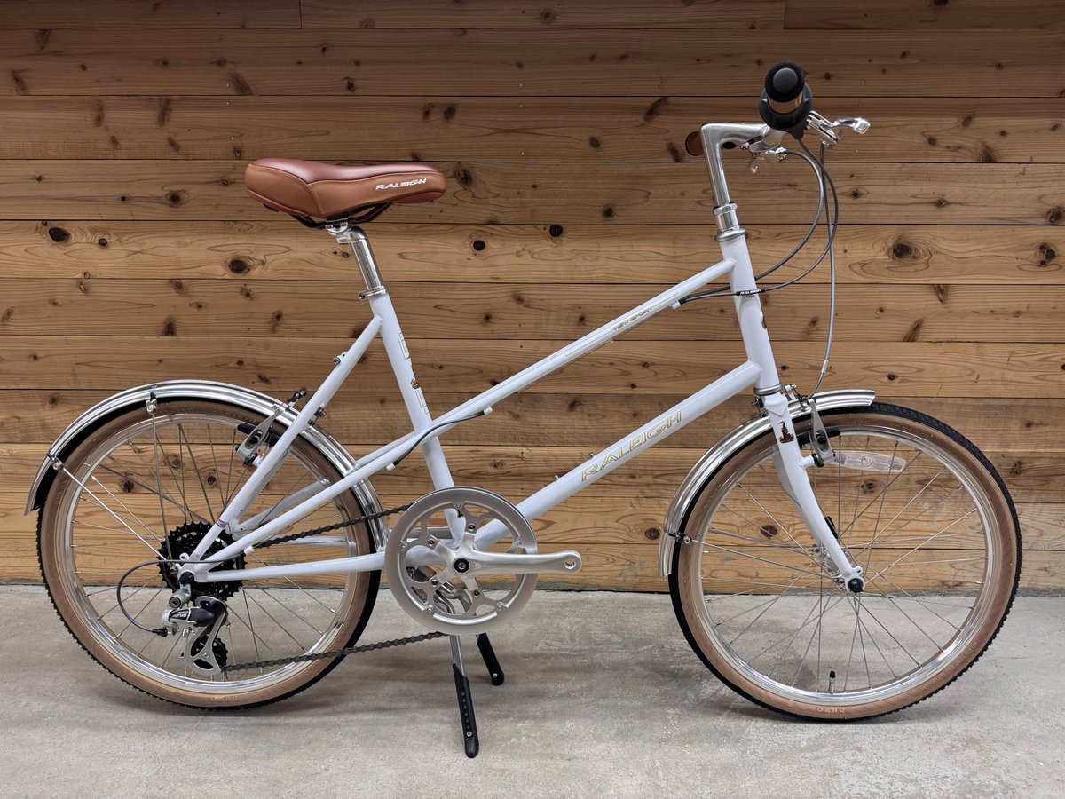 CycleshopPG's tweet photo. RALEIGH RSM / アイスホワイト

#raleigh 
#raleighbikes 
#rsm 
#minivelo 
#ラレー 
#ミニベロ 
#小径車 
#自転車 
#自転車のある生活 
#広島自転車屋 
#広島 
#広島市 
#袋町 
#うらぶくろ 
#cycleshoppg https://t.co/nYIQuNykHl