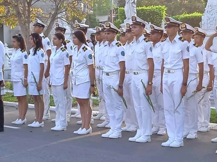 <a href="/MinfarC/">Minfar_Cuba</a> Muchas felicidades 
#Cuba