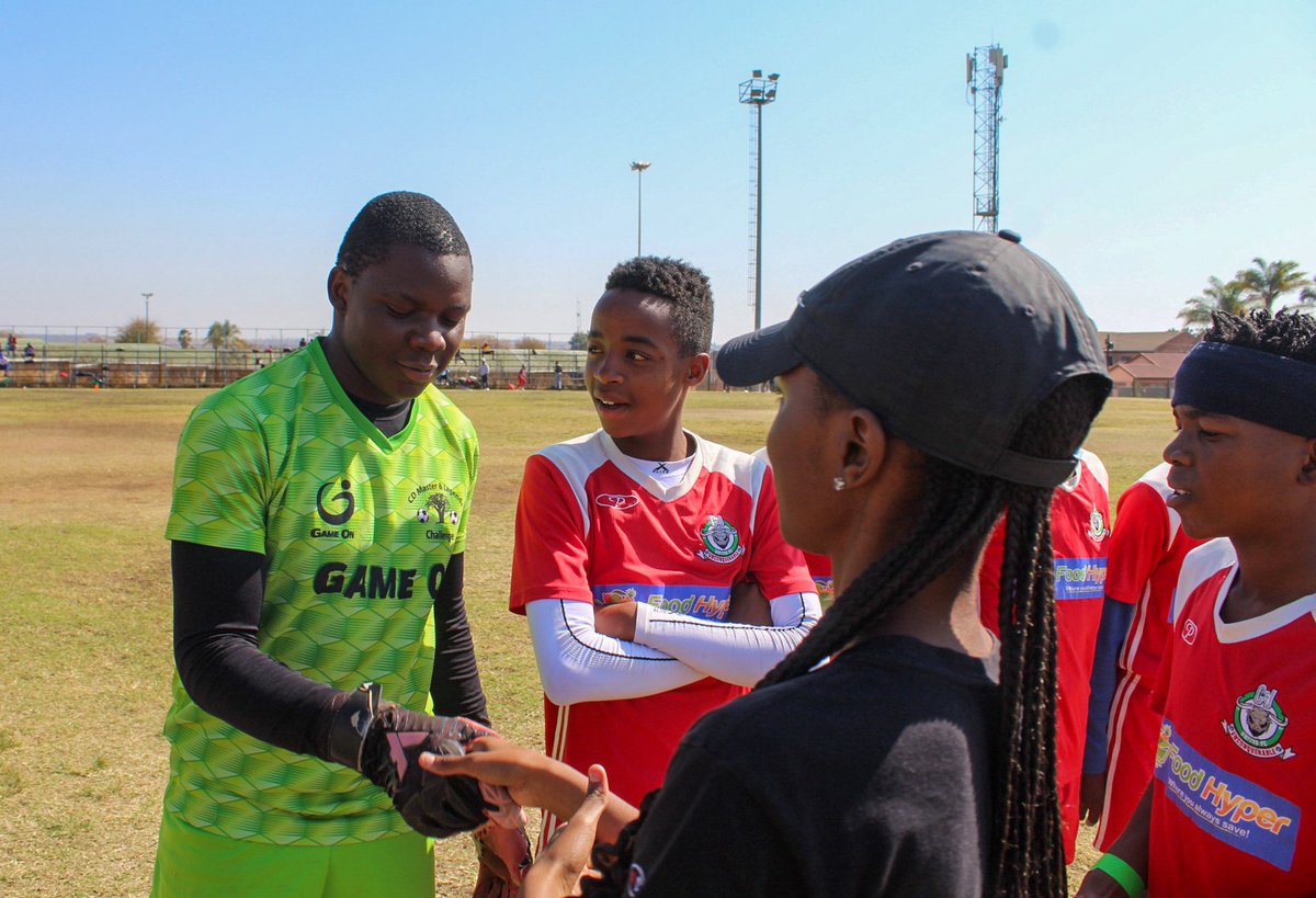 PredoSurprise's tweet image. It was an honour to have Phuti teffu at mandela day u15 Cup