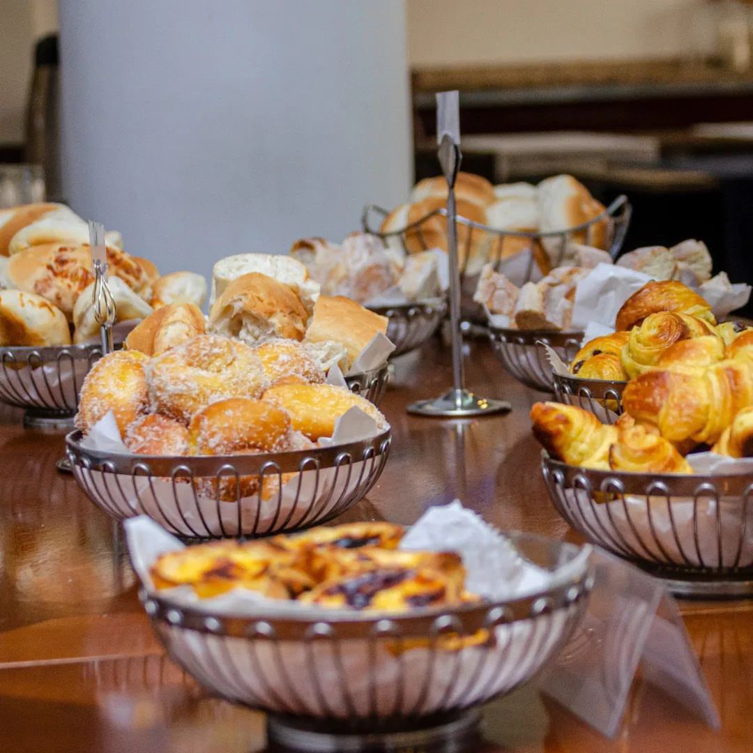 HotelVIPMoz's tweet image. Start your day on the right foot at VIP Executive Tete! Our breakfast is prepared with care, freshness and flavors that awaken. 🌞🍽️ 

#VIPExecutiveTete #PerfectBreakfast"