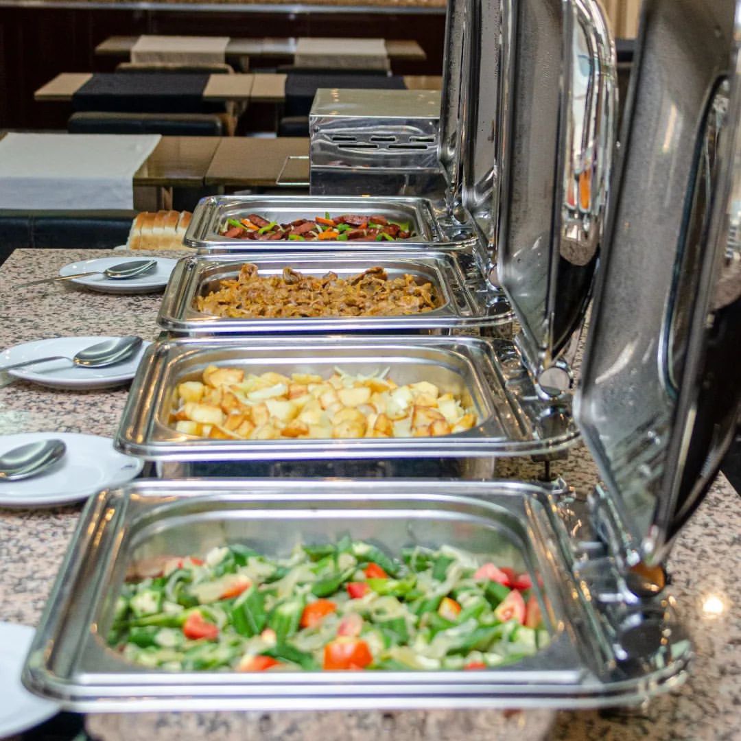 HotelVIPMoz's tweet image. Start your day on the right foot at VIP Executive Tete! Our breakfast is prepared with care, freshness and flavors that awaken. 🌞🍽️ 

#VIPExecutiveTete #PerfectBreakfast"