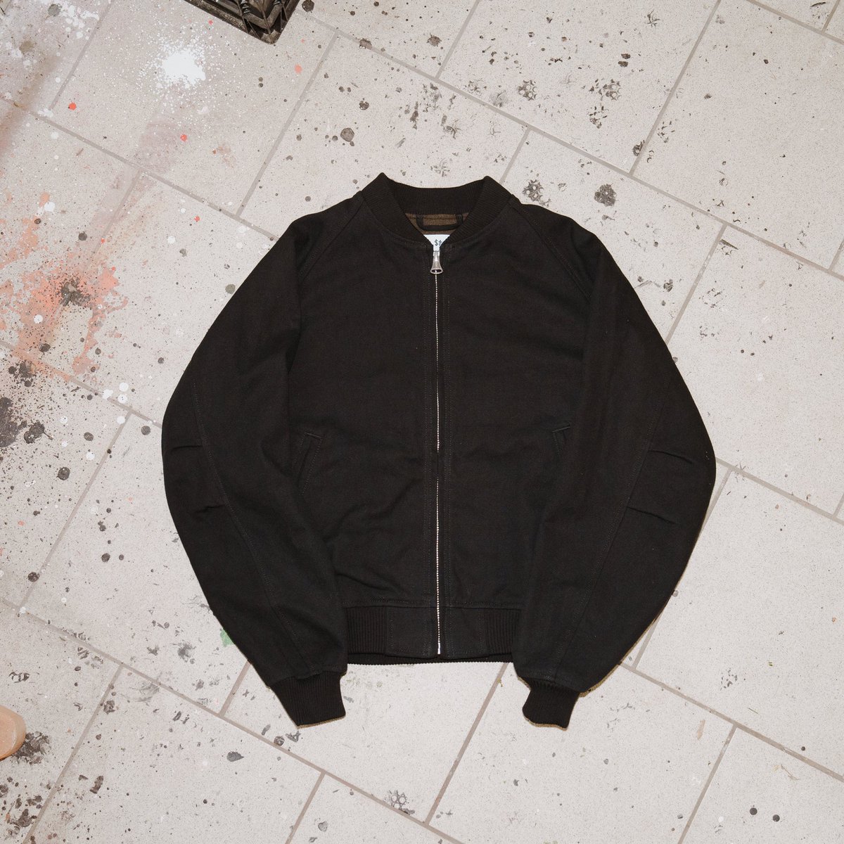 miemarustudio's tweet photo. RELEASE EVENT
DATE : 2024.10.19(土),20(日)
PLACE : one one otta(金沢),STOCK YARD by CTC STORE (下北沢)
TIME : 11:00 - 18:00
※20(日)のone one ottaは10:00 - 18:00 https://t.co/sbAK0BoAOp