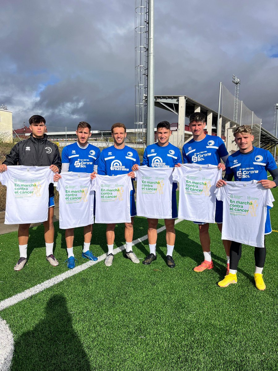 UnionistasCF's tweet image. 🏃🏻 Os animamos a todos a participar este domingo en la marcha @ContraCancerSAL.

📝 Inscripciones:
➡️ Planta deportes Corte Inglés (10.30-13.30 y 17.00-20.00h)
➡️ C/ Padre Manjón 10 (solo hoy)

📲 Online aquí:
👉🏻 bit.ly/CCC20-O