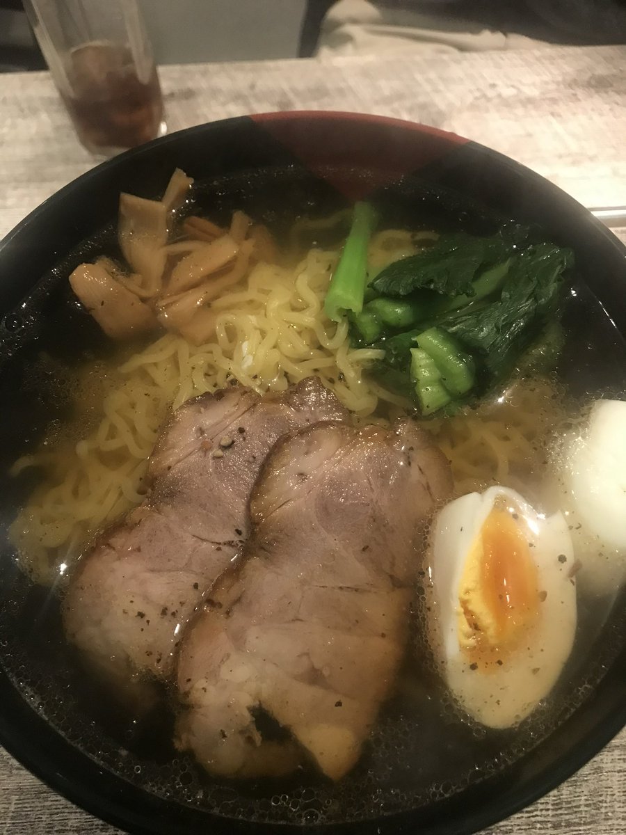 BARSUGARBARDS1's tweet photo. KITCHEN&amp;BAR DS
営業中🍻
七飯を楽しみましょう♪♪♪

#BARSUGARBARDS1  #七飯
#ビール　#カクテル　#ハイボール
#サワー　#カラオケ　#おつまみ
#軽食　#定番フード　#焼き鳥
#蕎麦　#ラーメン　#パスタ https://t.co/uQVAeBu6wf