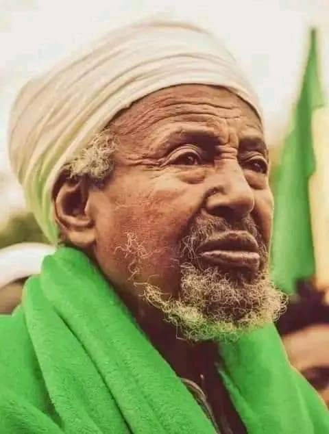 ሙስሊክ ክርስቲያን ሳይለዩ የደሴን ህዝብ ያፋቀሩ የሐይማኖት አባት መፍቀሬ ሰብዕ በ96 አመታቸው ከዚህ አለም ድካም አረፉ!

ነፍስ ይማር!