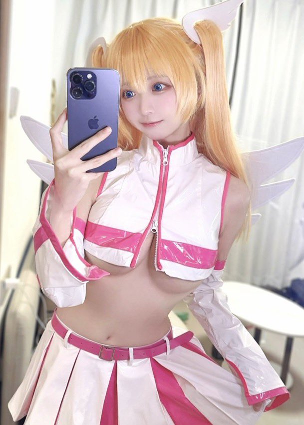 @chanbaekkailu1 yamiちゃんのコスプレワールド🌈✨

みんなが夢中になっちゃうね😻︎💕︎ https://t.co/TAz3uiAVpo
