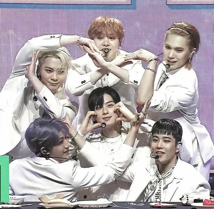 stanastro1602's tweet photo. DAY 3 of voting for these unserious boys!!😅

I vote for #astro at #2024MAMAVOTE https://t.co/HZxXSerSxG