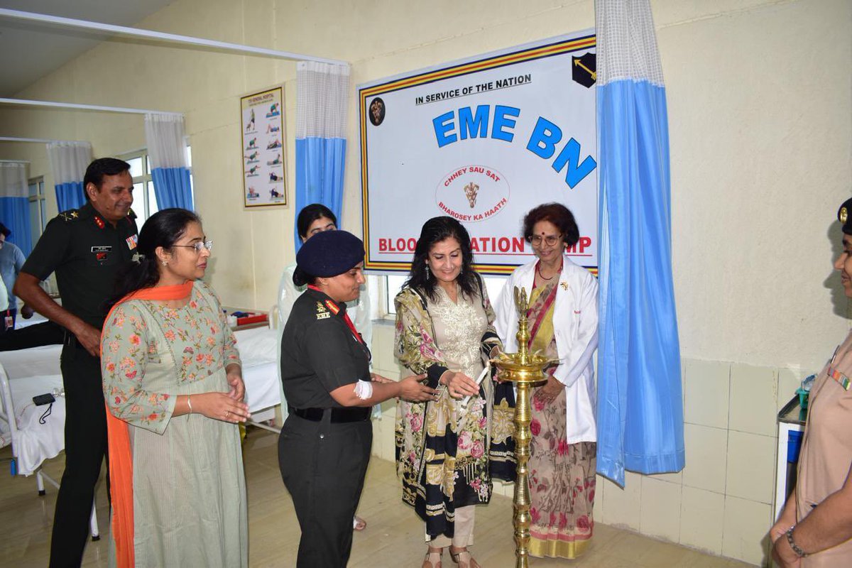 dgafms_mod's tweet image. General Hospital Ferozepur conducted Mega Blood Donation camp in association with Indian Society of Blood Transfusion and Immunohematology to commemorate #World Anaesthesia Day. The camp aimed at providing vital opportunity of donating blood and raising awareness about the…