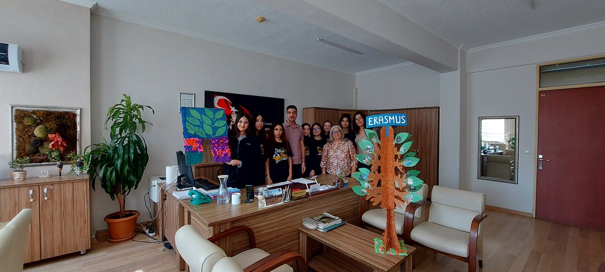 Eco_Famtal's tweet photo. We continue the dissemination activities of our Hand in Hand for Environmentally Friendly Schools project with the Erasmus Days event.
@ulusalajans 
#ErasmusDays 
@ErasmusMersin 
@MezitliFamtal https://t.co/Hqilm7mgmN