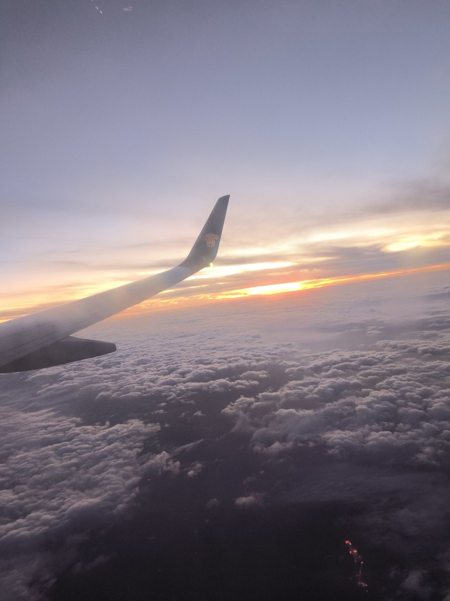 win_io's tweet photo. 到郑州了 https://t.co/96wSNa7SN3
