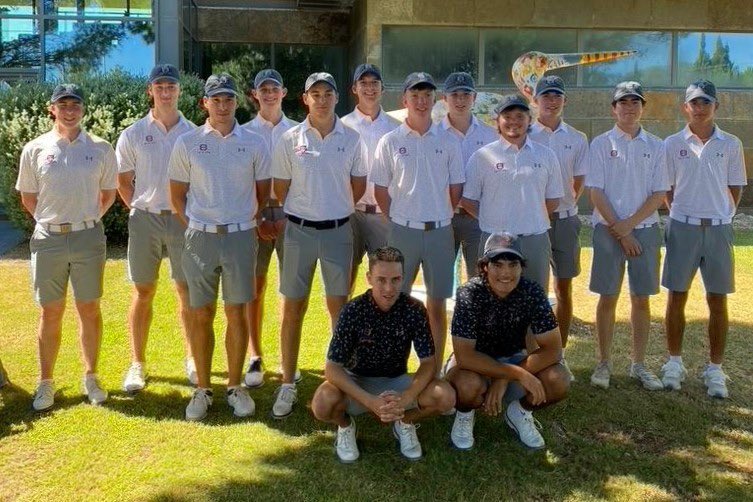 EDGE GOLF COLLEGE: SHAPING THE NEXT GENERATION OF GOLFERS

Enrique Martínez Luque, Content Manager at Tee Times Golf Agency, recently had an exciting exchange with Neil Connolly, Co-founder and Head of Edge Golf College, located at the stunning Troia Golf Resort in Portugal. (+)