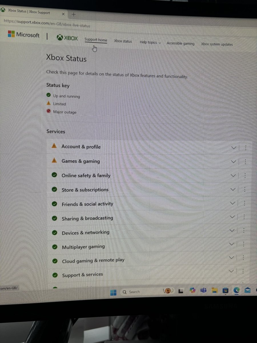 SweetRuby87's tweet photo. Yet again, @xbox is down and nobody can get online. This is becoming a joke considering for Ultimate we are now playing over £10 per month, and for what?! SORT IT OUT!!! #xboxlive #XboxGamePass #Xbox #callofduty #CallOfDutywarzone #CallofDutyModernWarfare3 https://t.co/oRNmuNLSZY