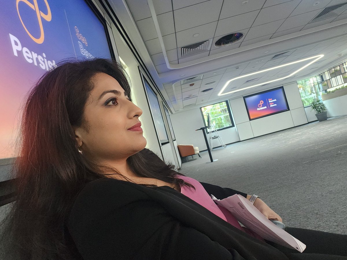 Gitanjlimathur's tweet photo. Subha se lekar shaam tak...🥹 #Shootinprogress  #pune #nofilter #busyday https://t.co/Ai0haq4ziP