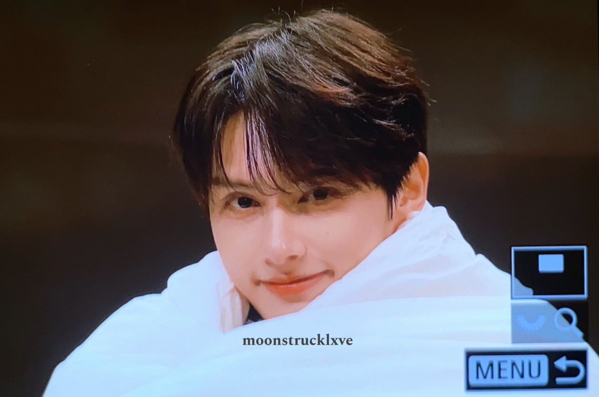 moonstrucklxve_'s tweet photo. 241016
#JUN #준 #문준휘 #文俊辉 #ジュン
#SEVENTEEN #세븐틴 @pledis_17 https://t.co/qaEIUY9VYE