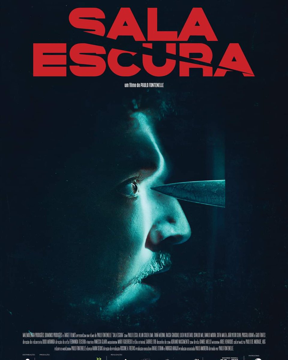 filmes_e_filmes's tweet photo. Ambientado em uma sessão de cinema, o filme segue nove pessoas que ficam presas dentro da sala com um sádico assassino.🎥🇧🇷
#salaescura #h2ofilms #paulofontenelle #paulolessa #allansouzalima #cinemanacional #terror https://t.co/0sY3QQ0tB8
