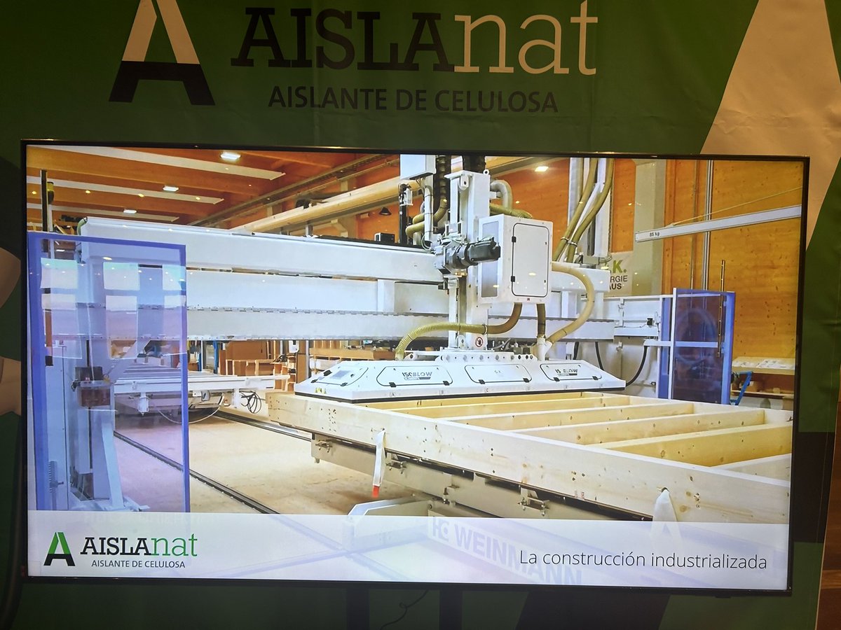 AislaNat's tweet photo. Aislanat participamos en Egurtek donde los materiales y la construcción sostenible son los protagonistas.Nos encontrarás en el Stand LU/B-16, donde compartiremos los beneficios y propiedades del aislante de celulosa. #Egurtek2024 #ConstrucciónSostenible #madera #economiacircular https://t.co/XnV5KTkLpH