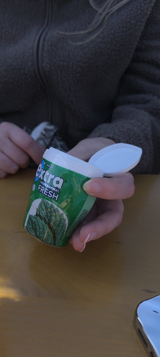 Lifesaver auf der #infa für frischen Atem - kommt direkt auf die Packliste für Rileys nächste Klassenfahrt 🌱