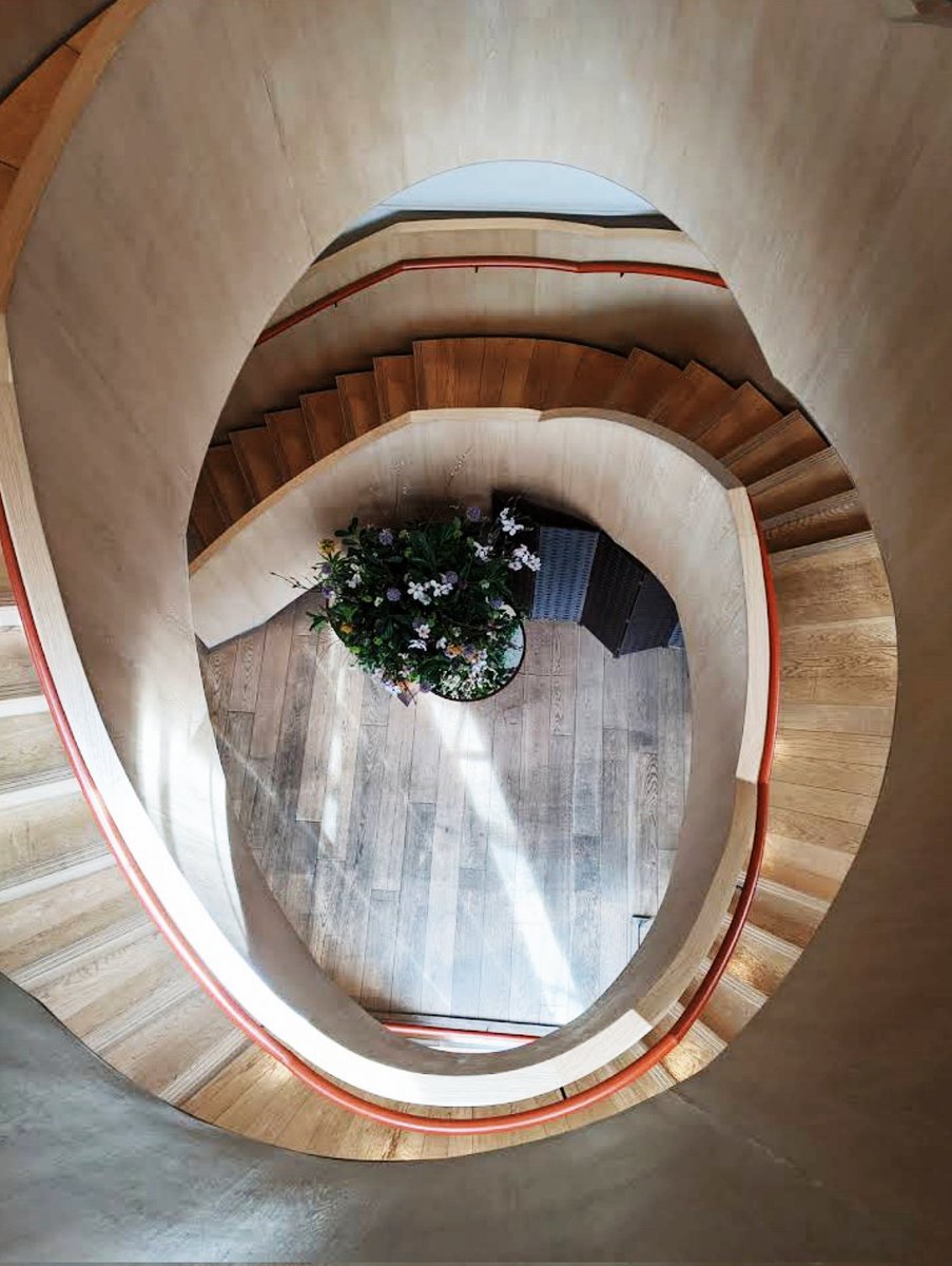 theeewitch's tweet image. iykyk. 🤎☕️🕯🌻🎶✨️
#octobervibes #vscocam