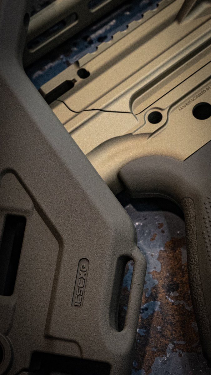 S A L O P I A N tweet media