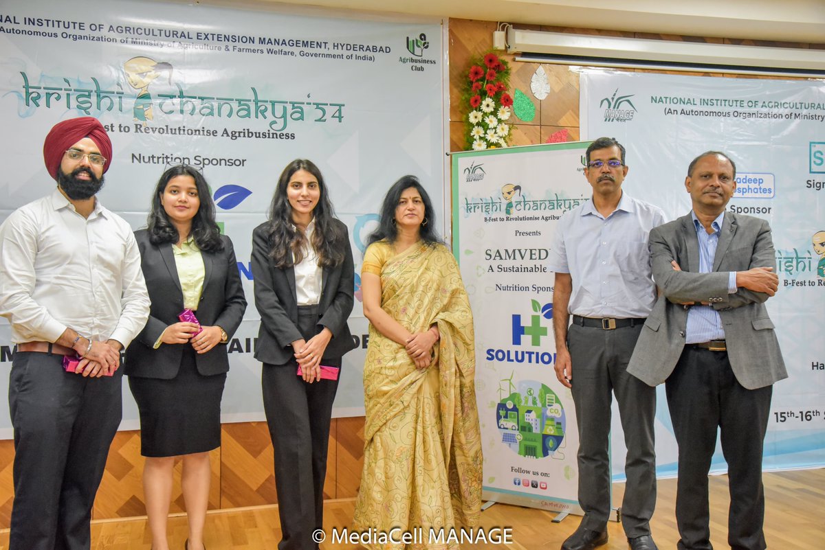 ABC_MANAGE's tweet photo. Participants of Samvedna, stepped into the realm of sustainable innovation, where brilliant minds tackled pressing the environmental and social challenges. Participants and Audience witnessed a heartly discussion on ideas and strategies that will drive positive change 🌱💡 https://t.co/UEhRcugjKD