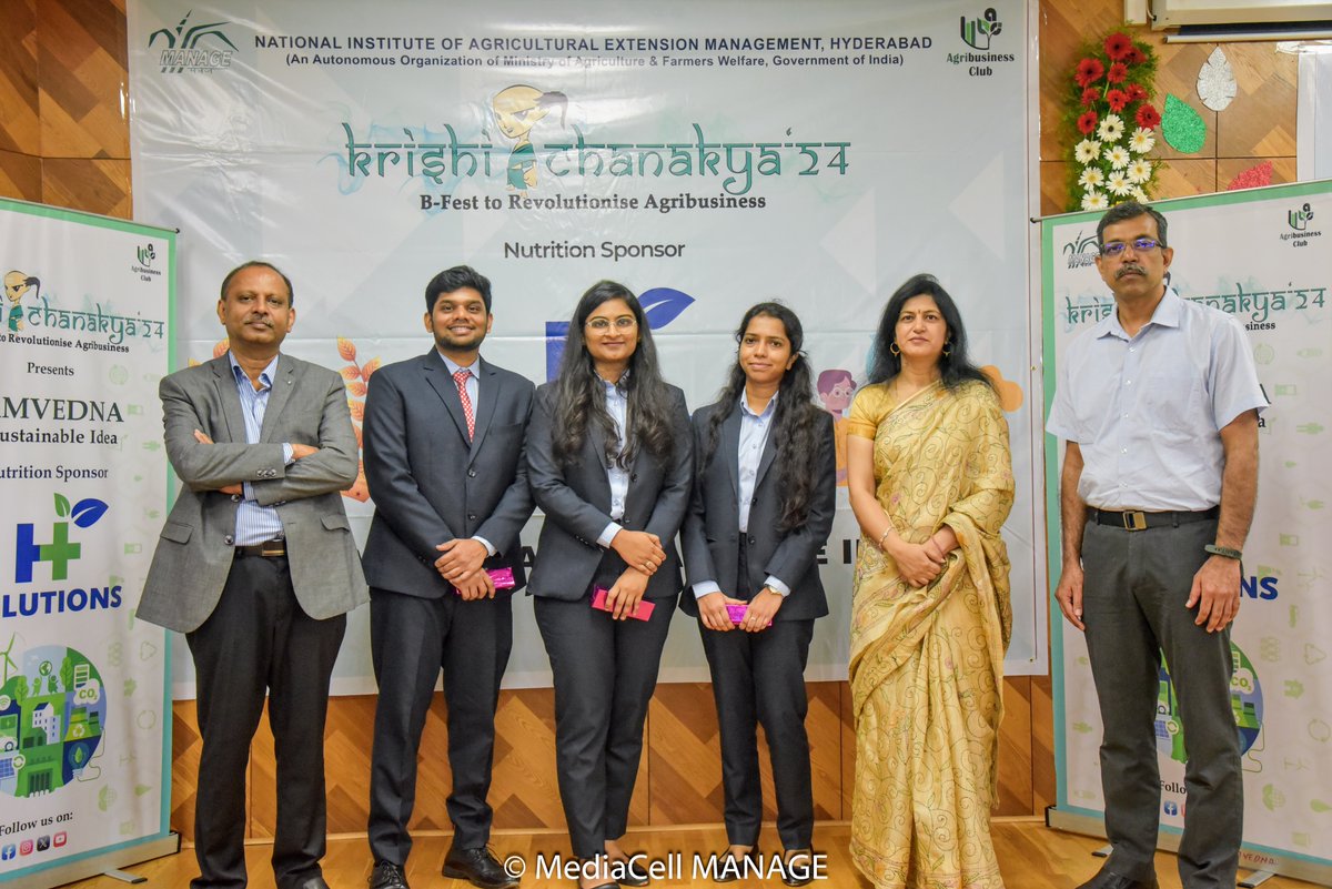 ABC_MANAGE's tweet photo. Participants of Samvedna, stepped into the realm of sustainable innovation, where brilliant minds tackled pressing the environmental and social challenges. Participants and Audience witnessed a heartly discussion on ideas and strategies that will drive positive change 🌱💡 https://t.co/UEhRcugjKD