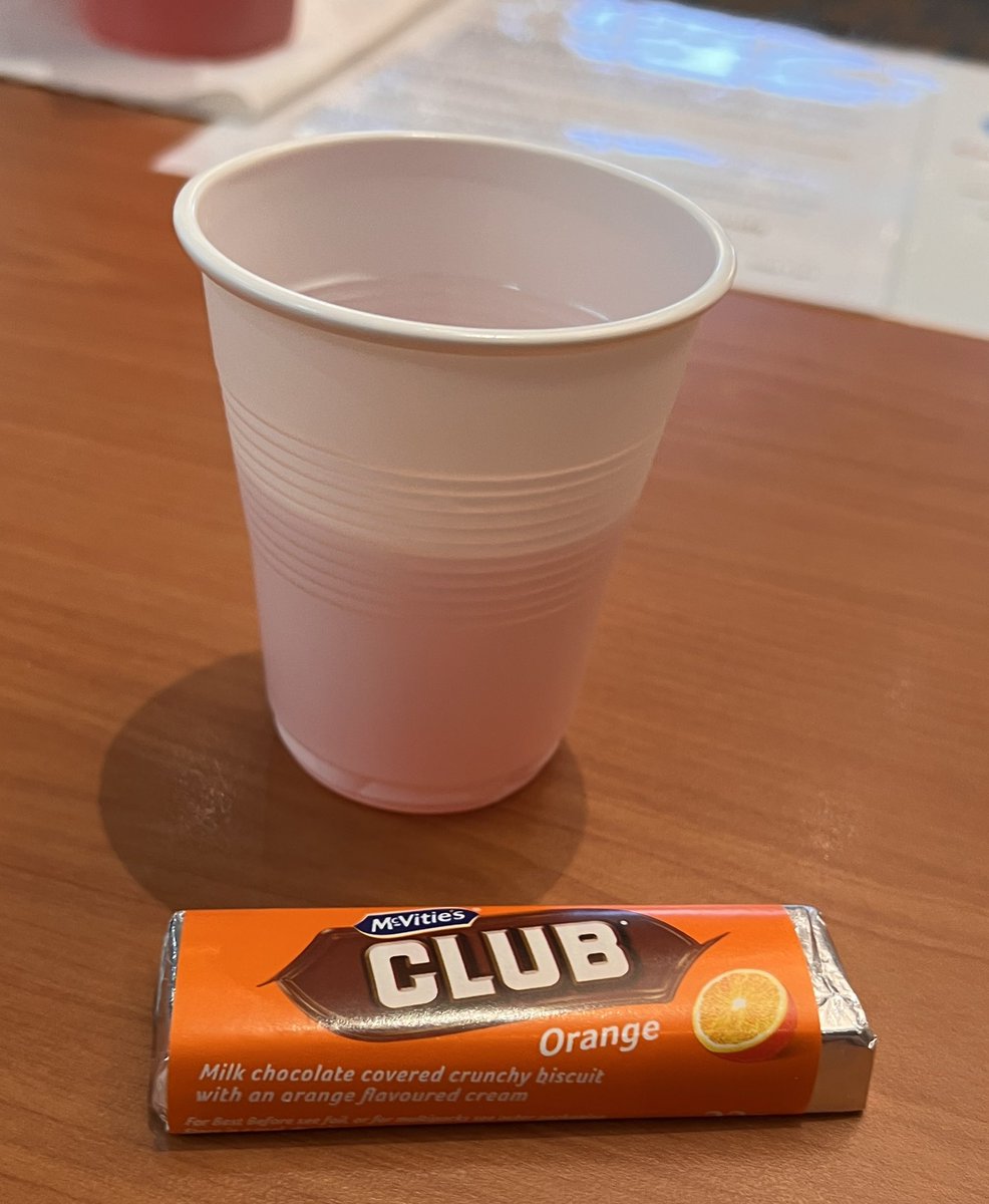 Gave blood today🩸 Nice one <a href="/GiveBloodNHS/">Give Blood NHS 🩸🩹</a> 😊