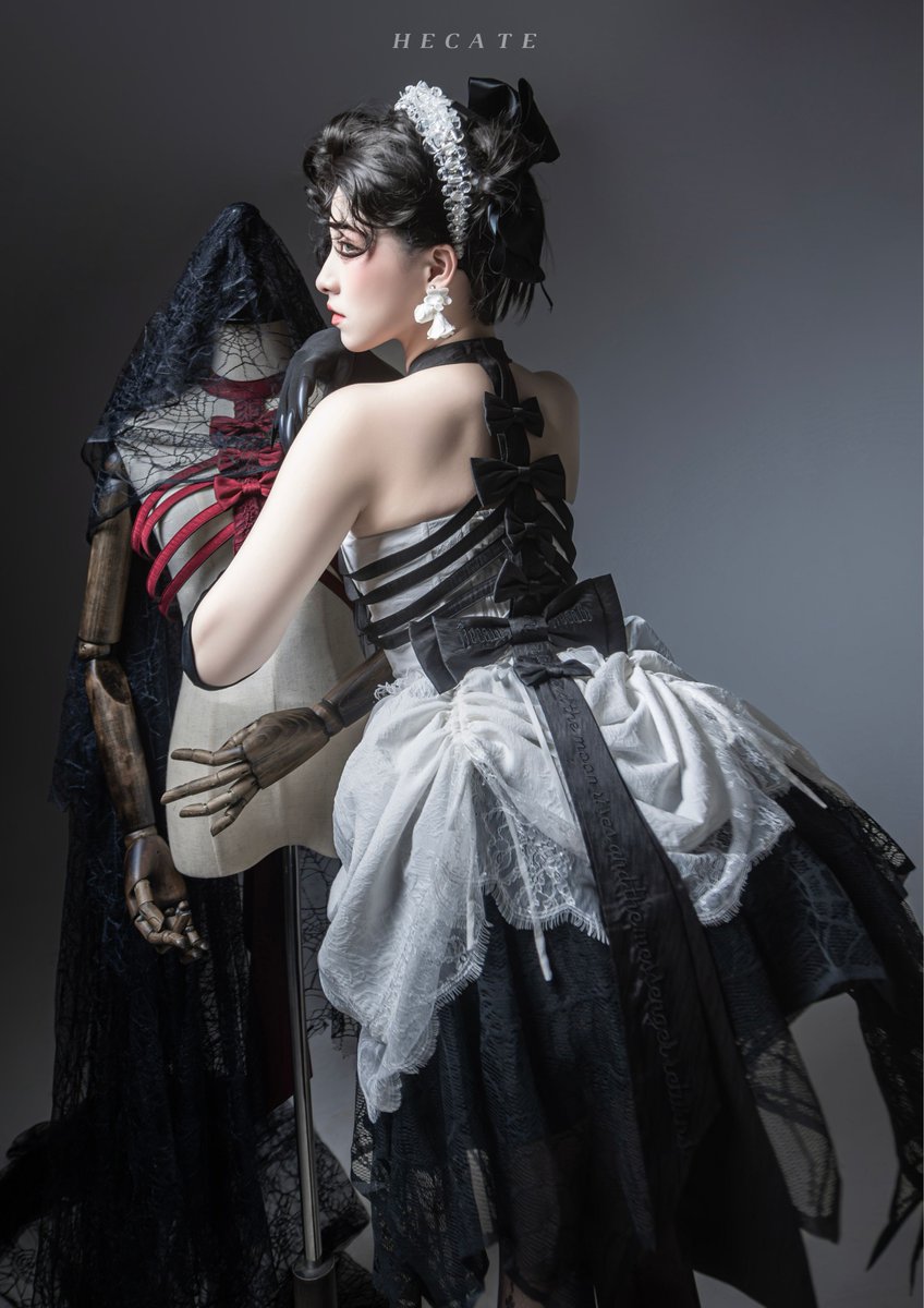 DimMoire T Piercing肋骨BIG