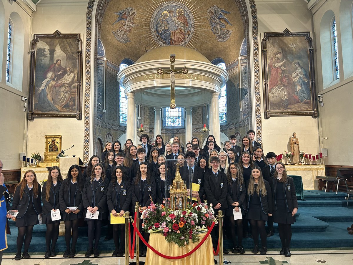 S. R. Pickering (@missp_re_slg) on Twitter photo What an honour for <a href="/SLGBallymena/">St Louis Ballymena</a> to have been asked to lead the 11am Hourly Liturgy of Water Gesture, Rosary and Litany in St Marys, Belfast. Thanks to Fr Bartlett for the kind invite and to Mrs Fullerton and Mr Guiney for coordinating the liturgy and music, respectively. What an honour for <a href="/SLGBallymena/">St Louis Ballymena</a> to have been asked to lead the 11am Hourly Liturgy of Water Gesture, Rosary and Litany in St Marys, Belfast. Thanks to Fr Bartlett for the kind invite and to Mrs Fullerton and Mr Guiney for coordinating the liturgy and music, respectively.
