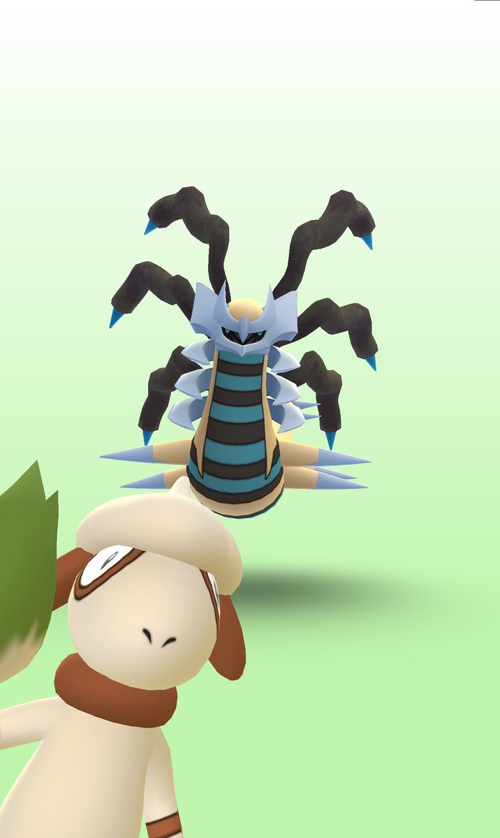 rey_reza's tweet photo. Ooooo a shiny Giratina! #PokemonGo https://t.co/Jchu47bgza