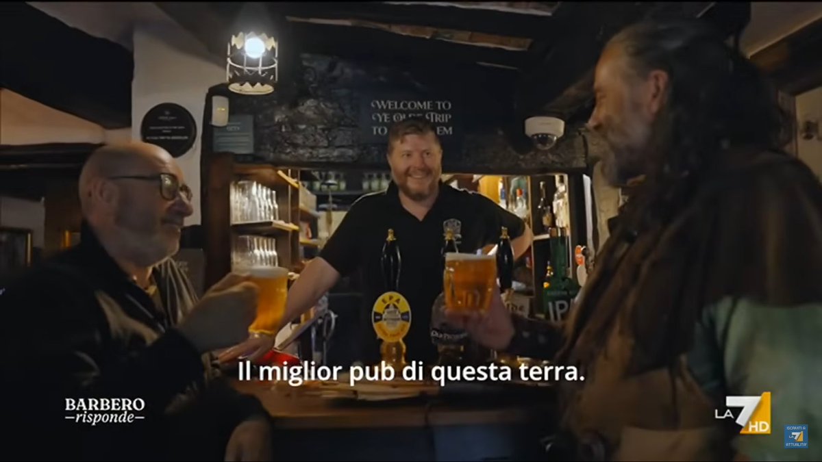 Robin Hood C21st tweet media