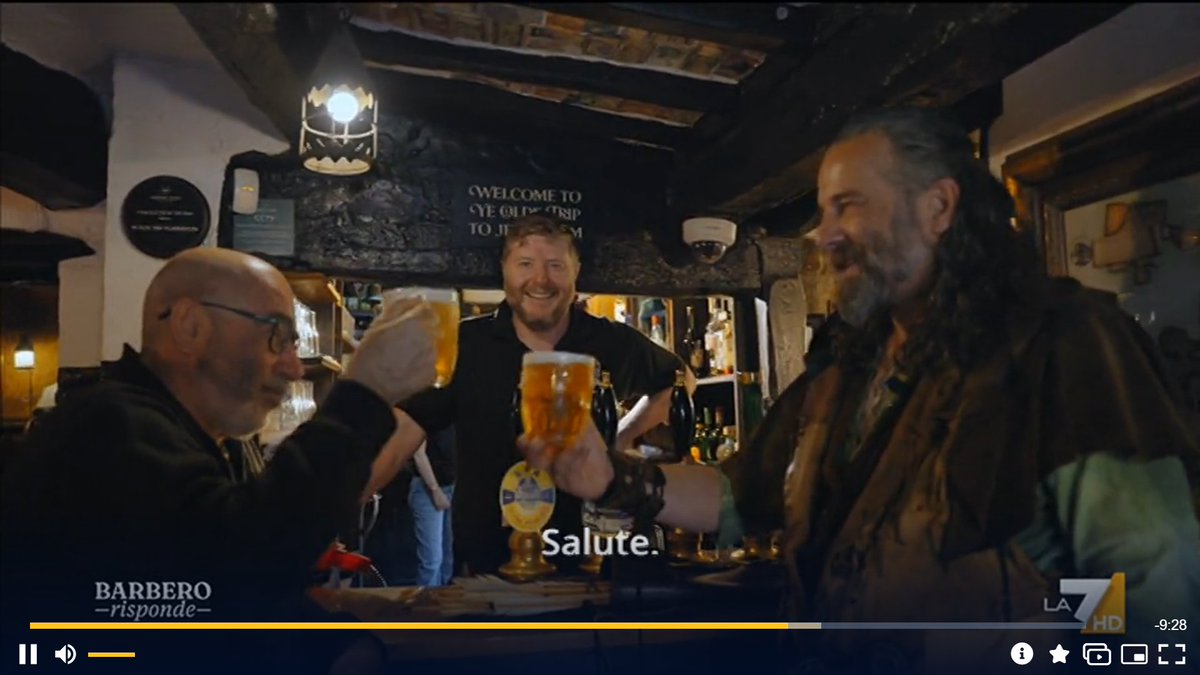 Robin Hood C21st tweet media