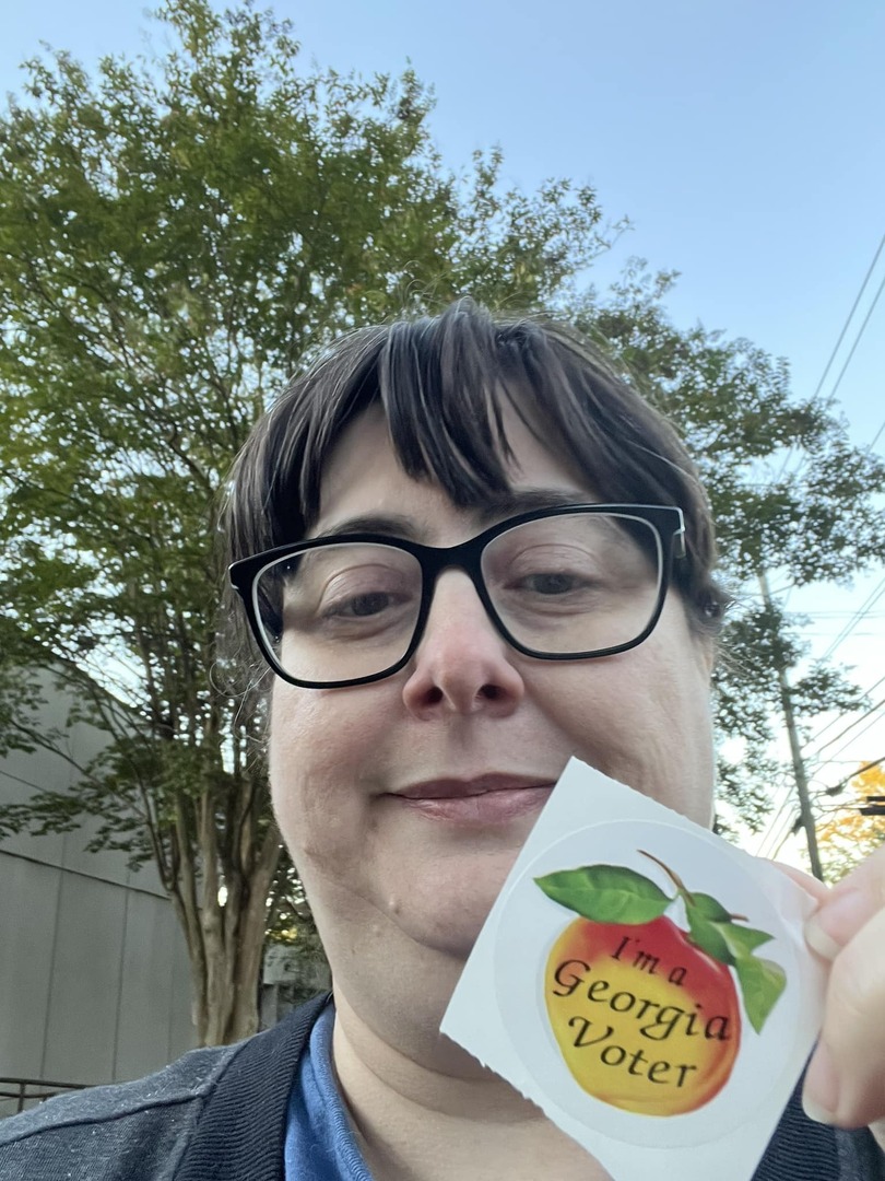 tanyabook's tweet photo. 10 minutes in and out for my early voting place. https://t.co/BWR1WPJwZP https://t.co/hFU5NsCKtU