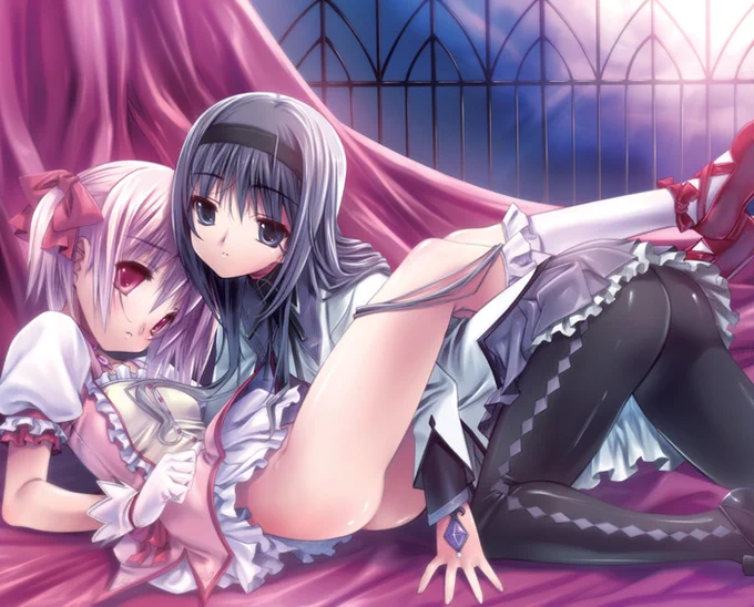 #自分の好きなキャラ一人の画像を四枚貼る 
#まどマギ からほむらさん 