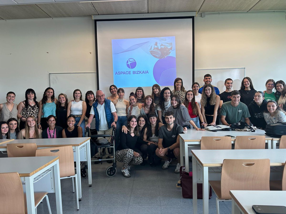 Bilboko Hezkuntza fakultatean izan gara garun paralisiaz eta Aspace Bizkaiaz hitz egiten Gizarte Hezkuntzako 4. mailako ikasleei. 

Hemos estado en la facultad de Educación de Bilbao hablando sobre parálisis cerebral y Aspace Bizkaia al alumnado de 4º de Educación Social.
