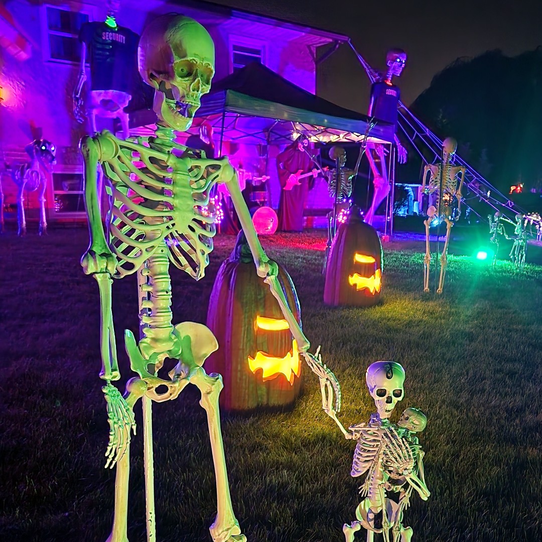 LVwithLove's tweet photo. Use our Lehigh Valley Map to find Halloween Decorations!!! https://t.co/aELv9s4iFV
The 12-Foot-Tall Skeleton Crawl presented by Banko Beverage Co.
Submit yours today!
#lehighvalley #halloween #yardskeleton #halloweendecorations https://t.co/qM3RqPwCkq