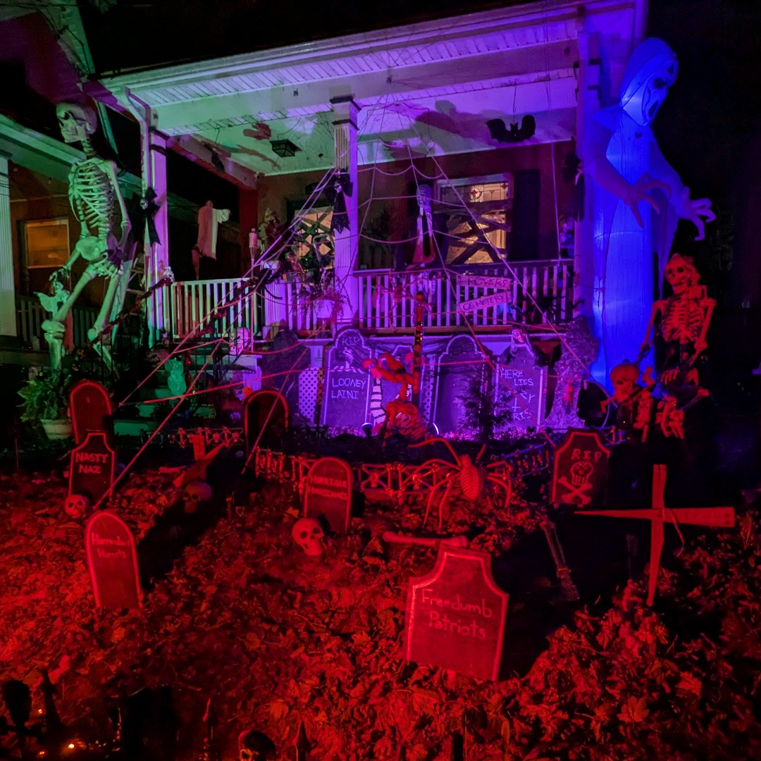 LVwithLove's tweet photo. Use our Lehigh Valley Map to find Halloween Decorations!!! https://t.co/aELv9s4iFV
The 12-Foot-Tall Skeleton Crawl presented by Banko Beverage Co.
Submit yours today!
#lehighvalley #halloween #yardskeleton #halloweendecorations https://t.co/qM3RqPwCkq