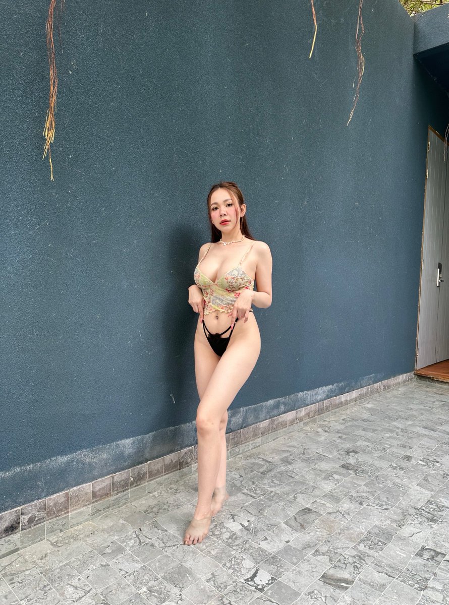 จะพัฒนาความสัมพันธ์ได้ไง 
“เธอมีเขา ส่วนเรามีผัว” https://t.co/Uu1HNGB88p