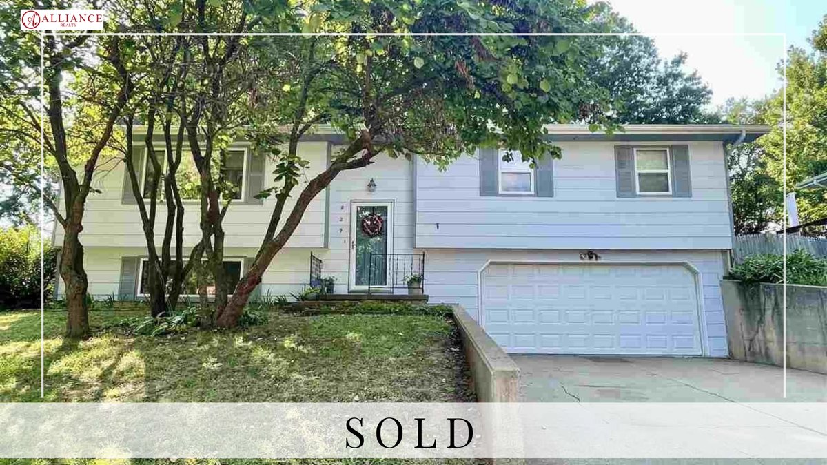 If you're considering selling your home, we should talk! Take a look at this recently sold listing in Manhattan! Give me a call at (785) 209-1207 if you're ready to talk.

Darcy Tweady, Realtor / Alliance Realty homeforsale.at/829_ALLISON_AV…