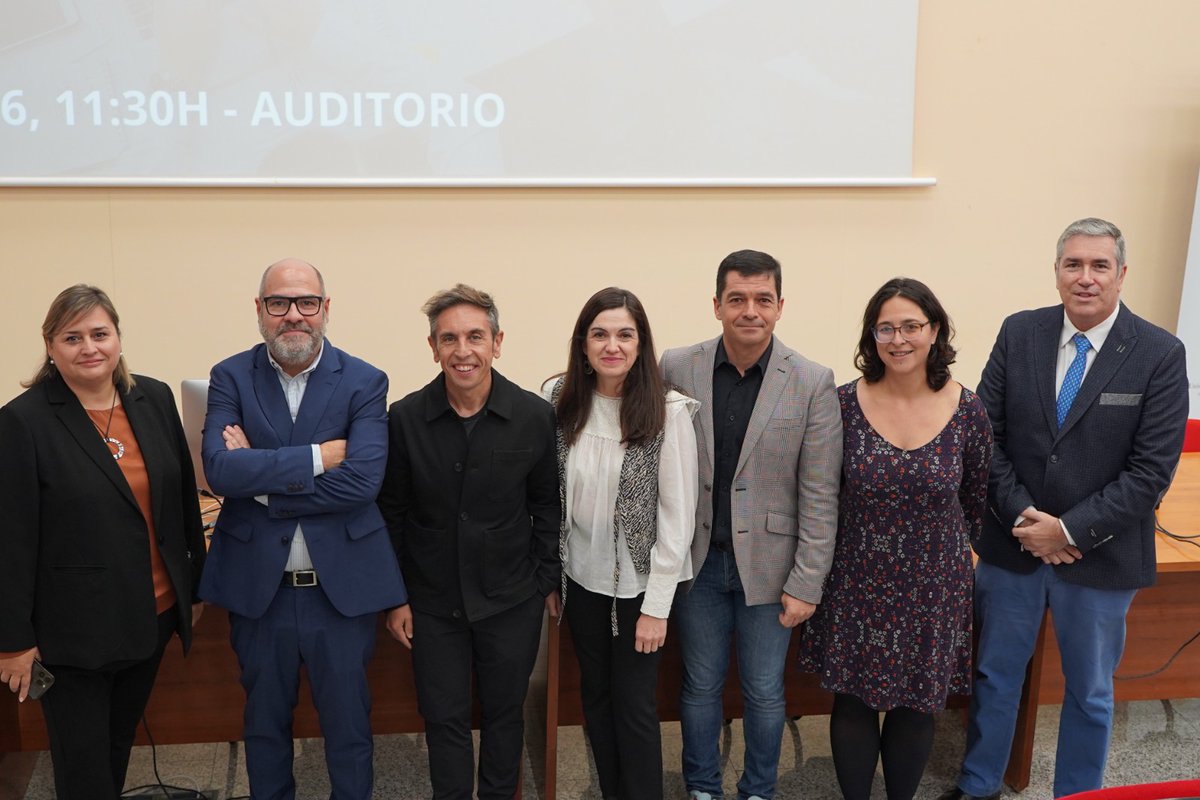 🤝🏻 La #UPSA suscribe un acuerdo de #colaboración con la compañía de #Marketing de Contenidos Raíz Digital para la creación de una Cátedra de #Brandend Content e IA Generativa ➡️ upsa.es/actualidad/acu… <a href="/RaizAgencias/">Raíz Digital</a> <a href="/fcomsalamanca/">fcomsalamanca</a>