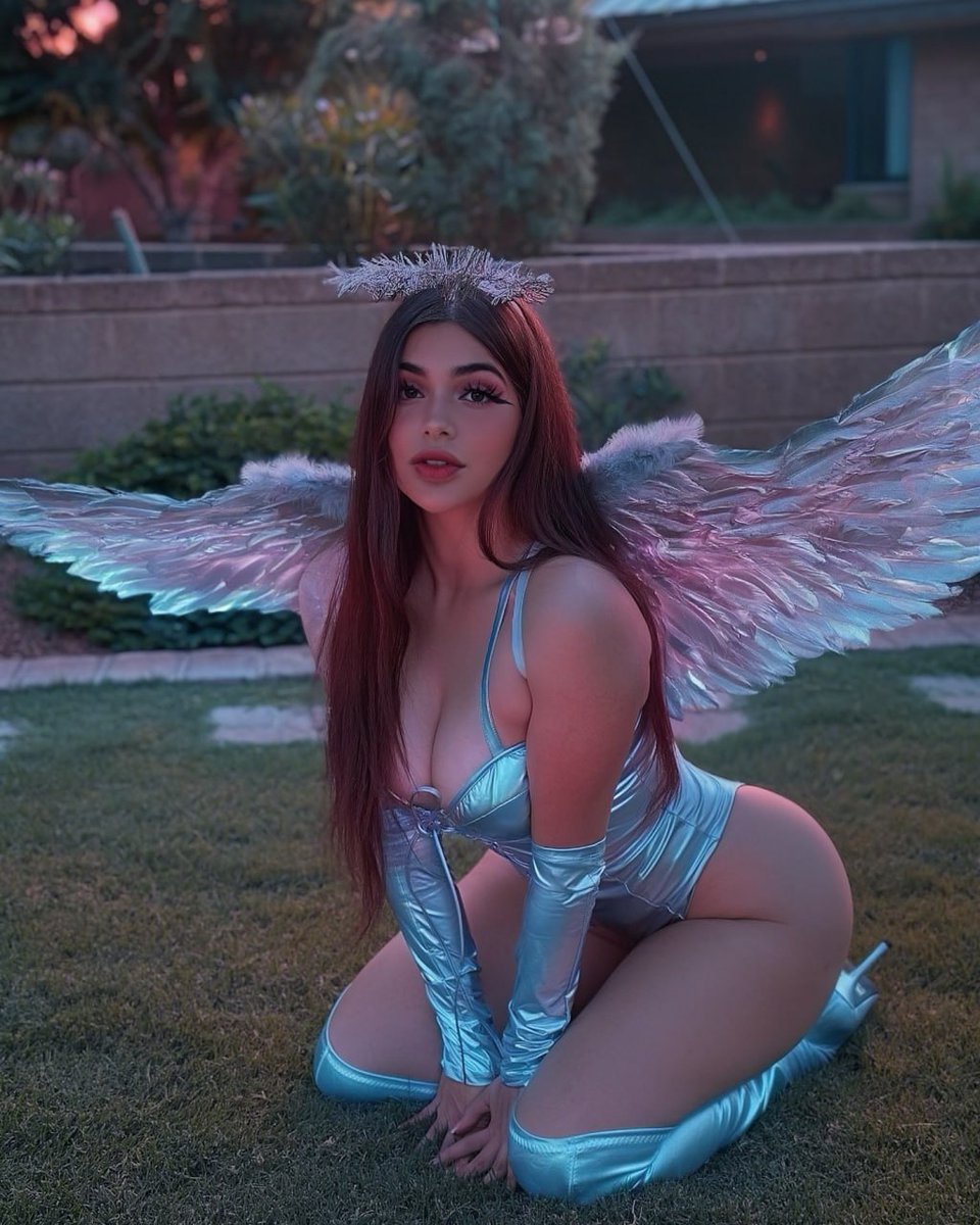 who didn’t receive a booba pic yet today? https://t.co/ZIkKbmHJN8