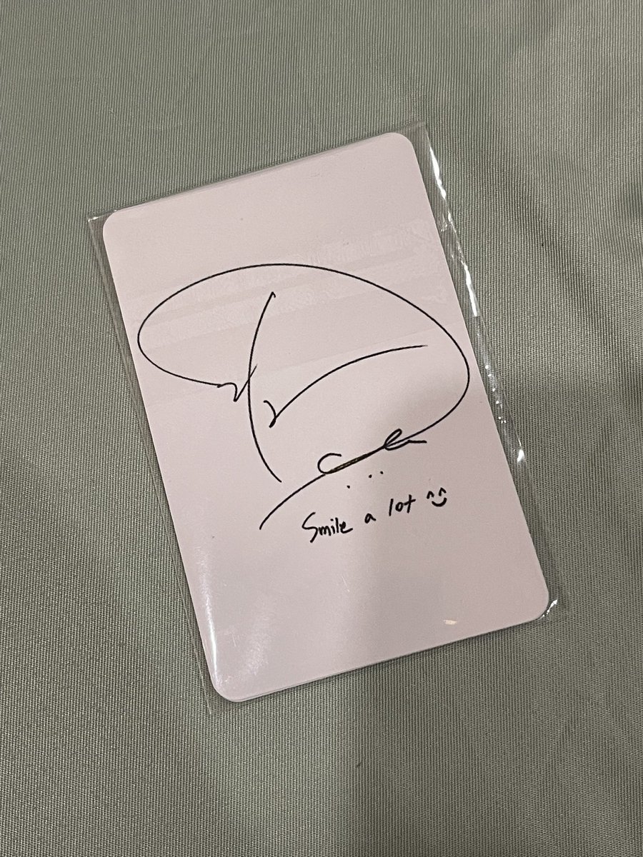 sharang___'s tweet photo. [HELP RT] 
WTS #BloominKL  D.O Kyungsoo photocard (since I don’t collect pcs)! 

💐 RM49 (negotiable) 
🌻 I can ship worldwide 
💐 DM if interested! 

 #BLOOMinMY #DOHKYUNGSOO @pasar_EXO #pasarexomy https://t.co/MBe0yHczbI