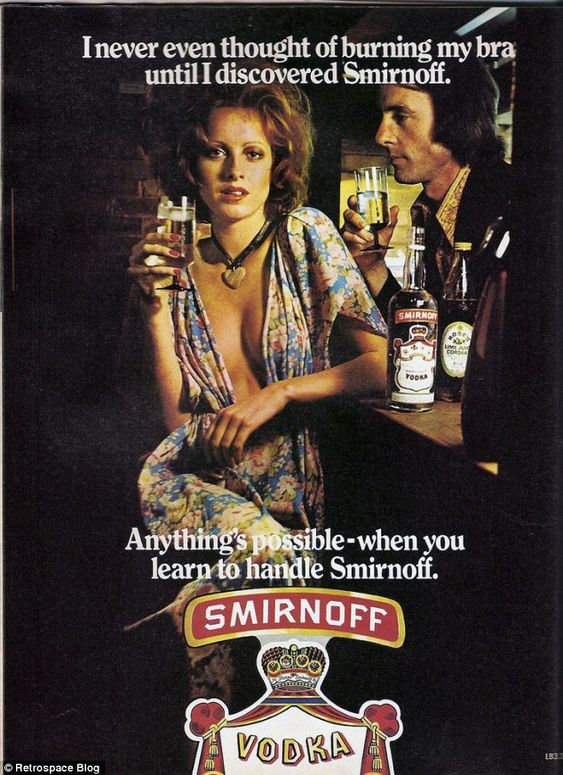 TheBoysofBallF1's tweet photo. Pepi always enjoyed discussing the merits of gals burning their bras over a glass of Smirnoff. 

Here he is with Chicago Shirley minutes before diving in for a full "wubba wubba" inspection.

#boysofballfour #Pepi #ErinGoBraless #WubbaWubba https://t.co/Jk7KIADUhE